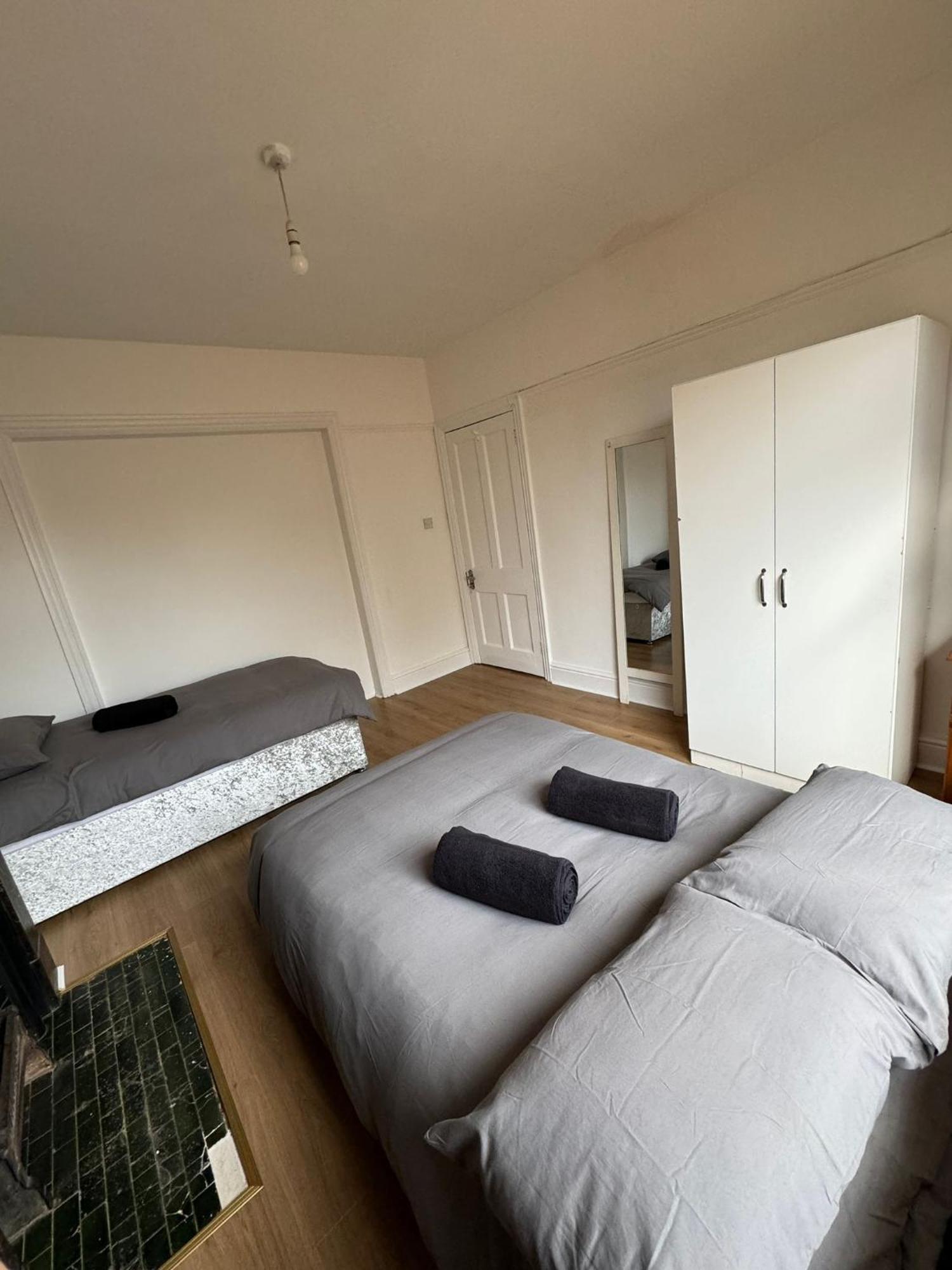 Very Nice Triple Room At 2 Iveragh Rd-5 Дублин Экстерьер фото
